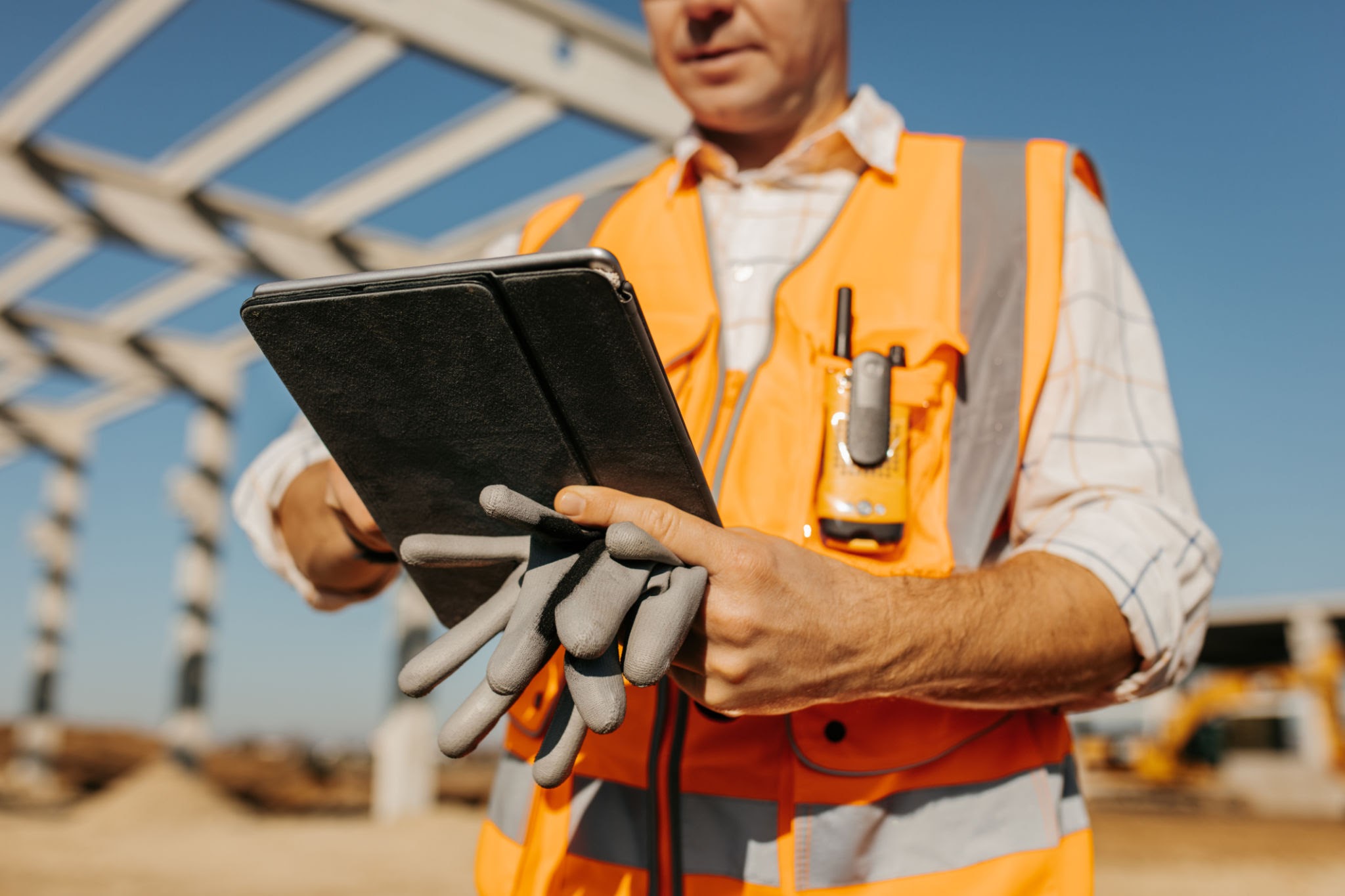 How to Choose Construction Safety Software (The 2026 Buyer's Guide)